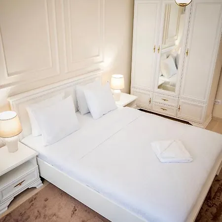 Zafi Lakeview شقة كونستانتا