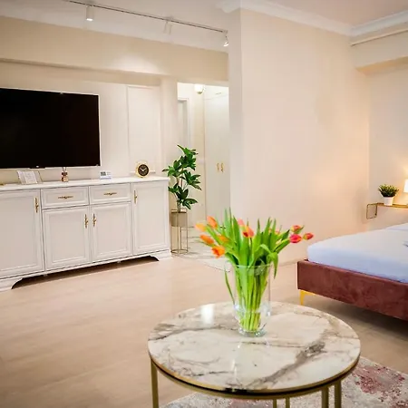 Zafi Lakeview Köstence