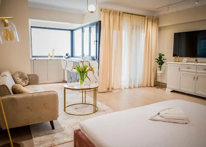 Zafi Lakeview Daire Köstence